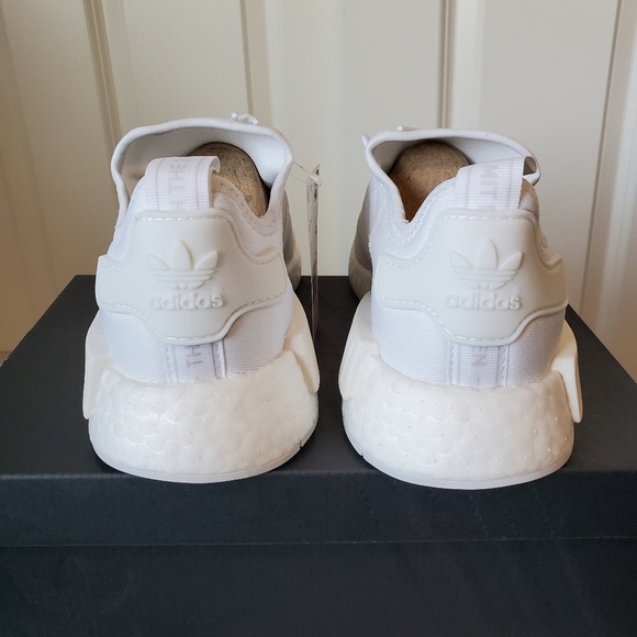 💥RESTOCKED💥 🆕️ BNIB! adidas Originals NMD_R1 Sneakers White - Picture 7 of 8